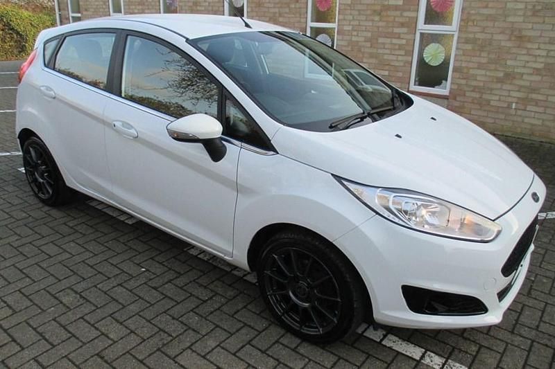 Used Ford Fiesta Zetec 82 HP (60 kW) 2015