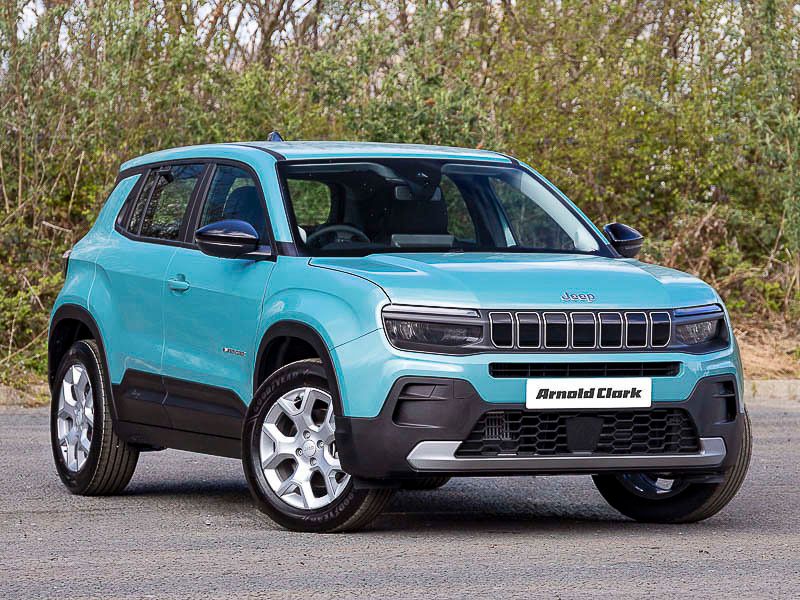 Green New 2025 Jeep Avenger Altitude SUV | £21,998 (Fair price) - Image 1/4