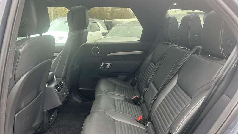 Used Land Rover Discovery 5 HSE Dynamic 350 HP (257 kW) 2024 Varesine blue SUV