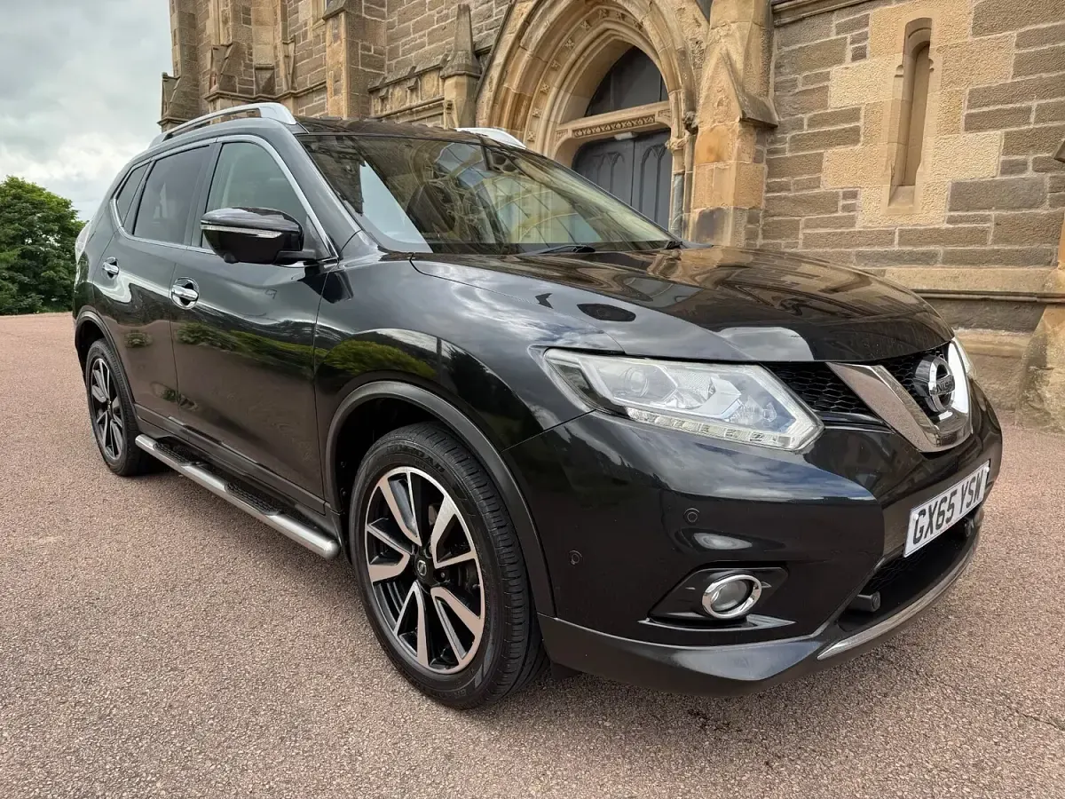 Used Nissan X-Trail Tekna 130 HP (95 kW) 2015 Black SUV