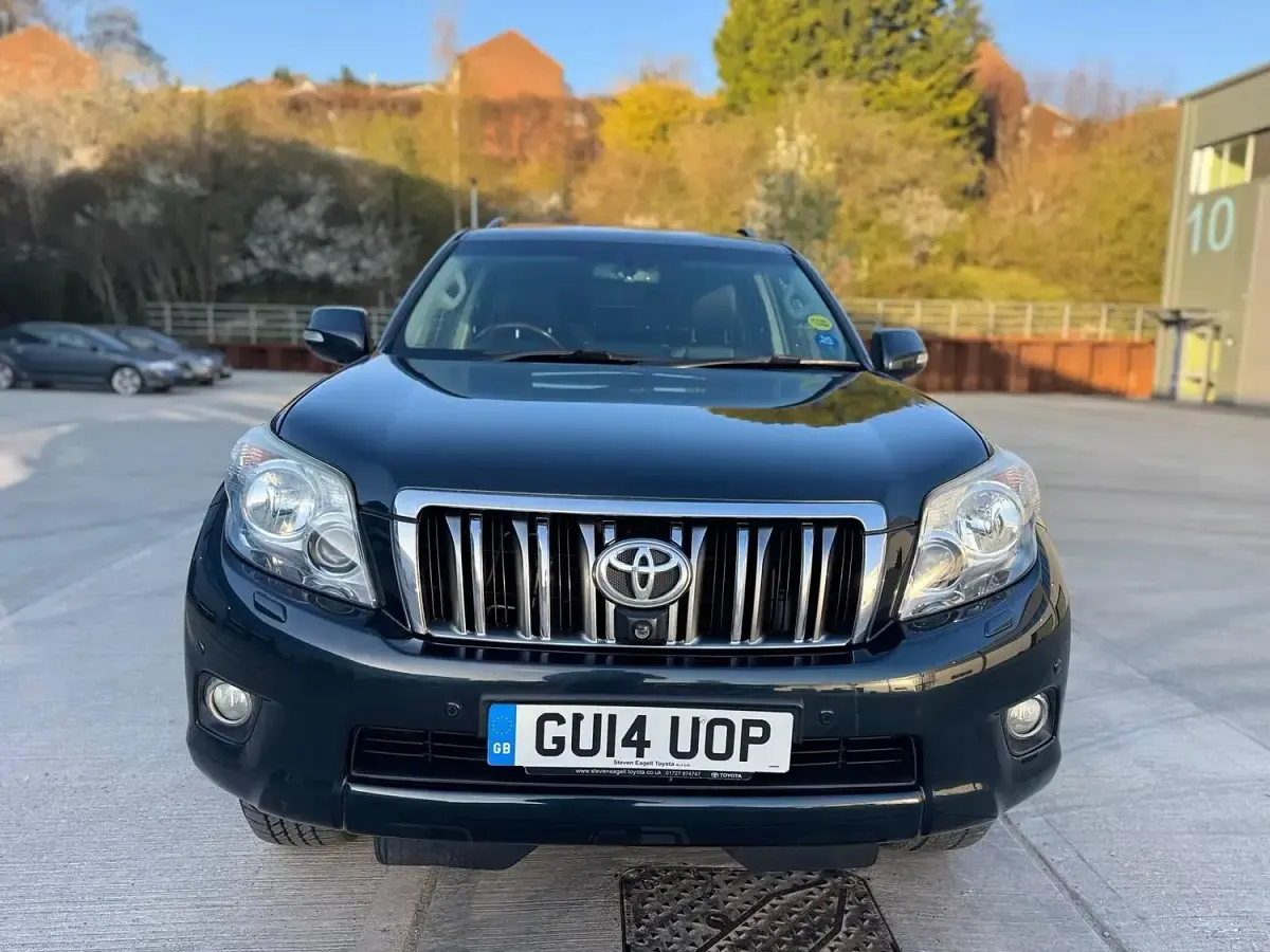 Used Toyota Land Cruiser 2014 Grey Estate