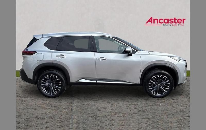 New Nissan X-Trail Tekna 204 HP (150 kW) 2026 Silver SUV