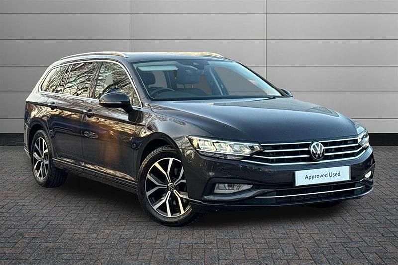 Used VW Passat SEL 150 HP (110 kW) 2023 Grey Estate