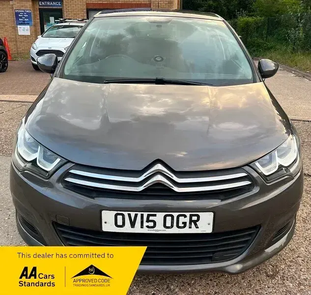 Used Citroën C4 Feel 114 HP (83 kW) 2015 Grey Hatchback