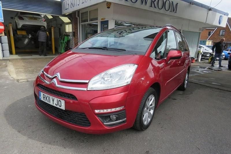 Used Citroën Grand C4 Picasso VTR Sport 2011 Red MPV