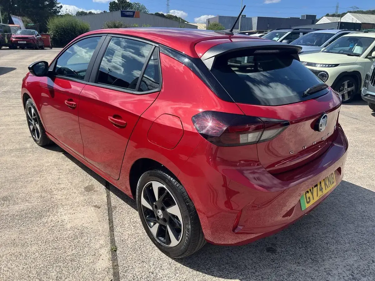 Used Vauxhall Corsa-e Design Edition 98 kW (134 HP) 2024 Red Hatchback