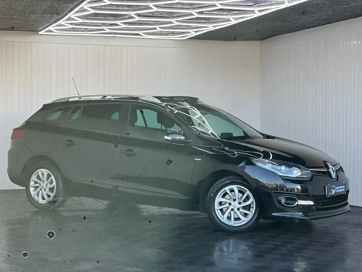 Used Renault Mégane GrandTour LIMITED 2015 Black Estate