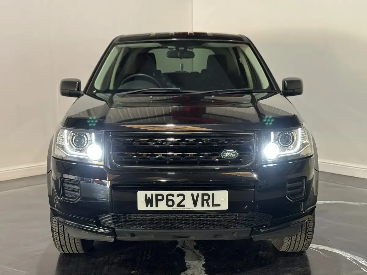 Used Land Rover Freelander 2 S 150 HP (110 kW) 2013 Black SUV
