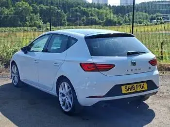 Used Seat Leon FR 180 HP (132 kW) 2018 White Hatchback
