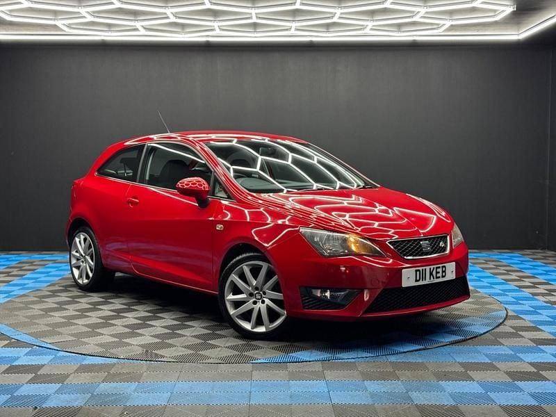 Red Used 2014 Seat Ibiza FR Hatchback | £2,990 (Good price) - Image 1/4
