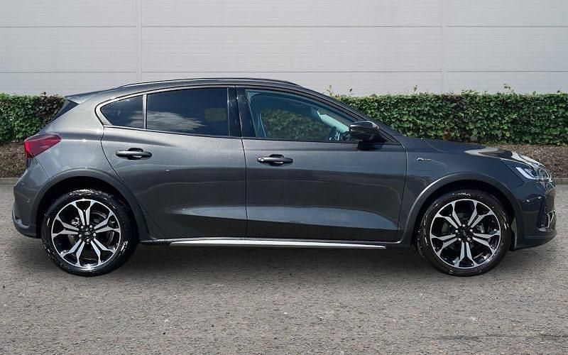 Used Ford Focus Active X 125 HP (91 kW) 2023 Grey Hatchback