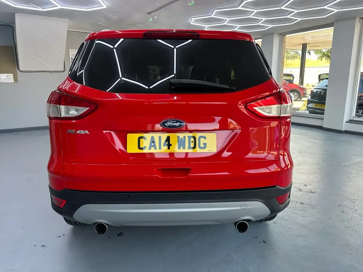 Used Ford Kuga Titanium 140 HP (102 kW) 2014 Red SUV