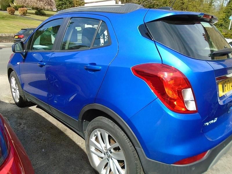 Second-hand Vauxhall Mokka X Active 2017 Albastru SUV