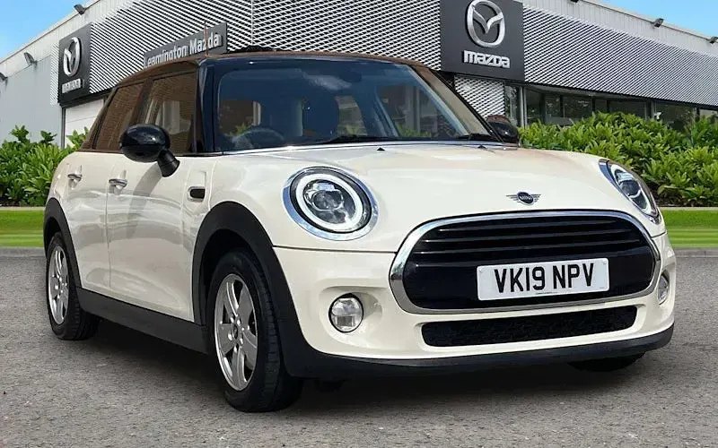 Used Mini Cooper Classic 136 HP (100 kW) 2019 Hatchback