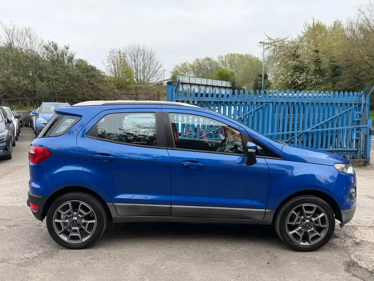 Used Ford Ecosport Titanium 125 HP (91 kW) 2016 Blue SUV