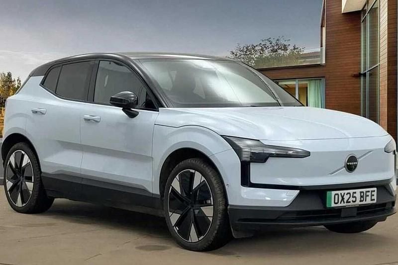 Used 2025 Volvo EX30 Ultra SUV | £28,950 (Fair price) - Image 1/1