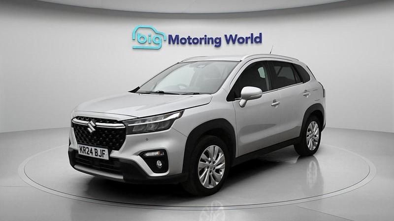 Used Suzuki SX4 S-Cross 129 HP (94 kW) 2024 Silver SUV