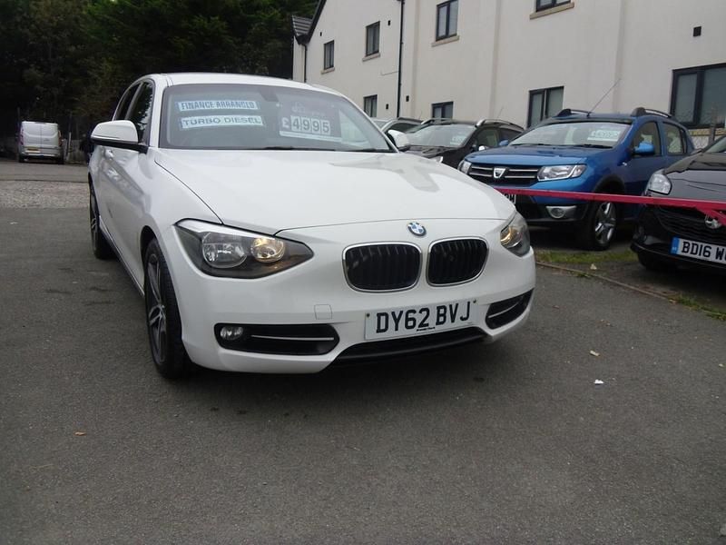 White Used 2012 BMW 116 Sport Line Hatchback | £4,995 (Fair price) - Image 1/4