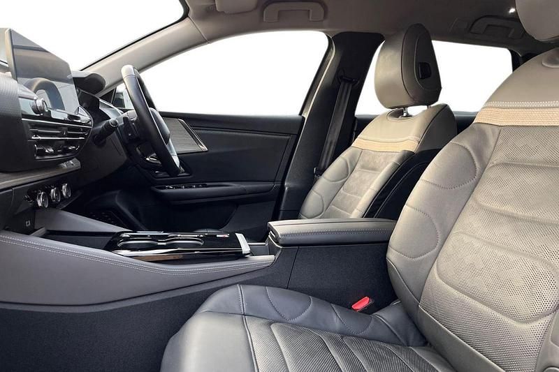 Amazonite grey Used 2022 Citroën C5 X Shine Estate | £18,490 (Fair price) - Image 1/4