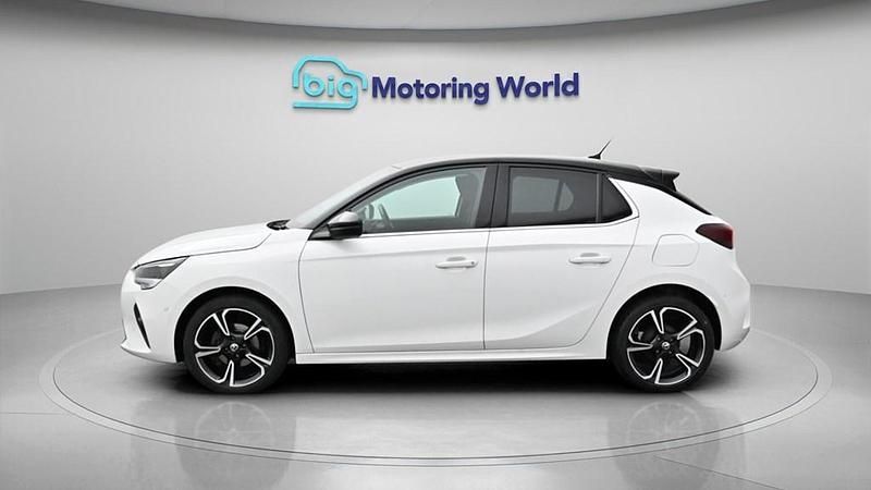 Used Vauxhall Corsa Edition 75 HP (55 kW) 2022 White Hatchback