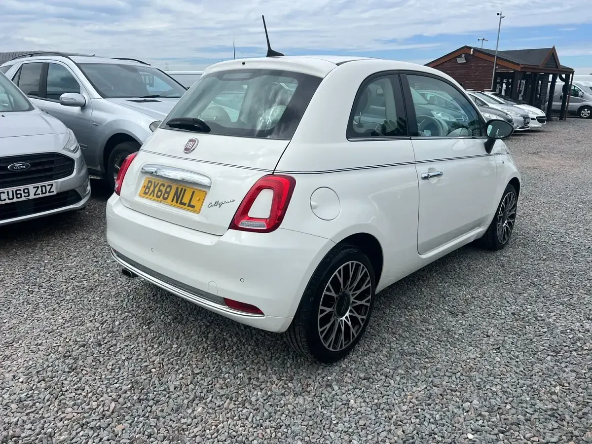 Used Fiat 500 Collezione 69 HP (50 kW) 2018 White Hatchback