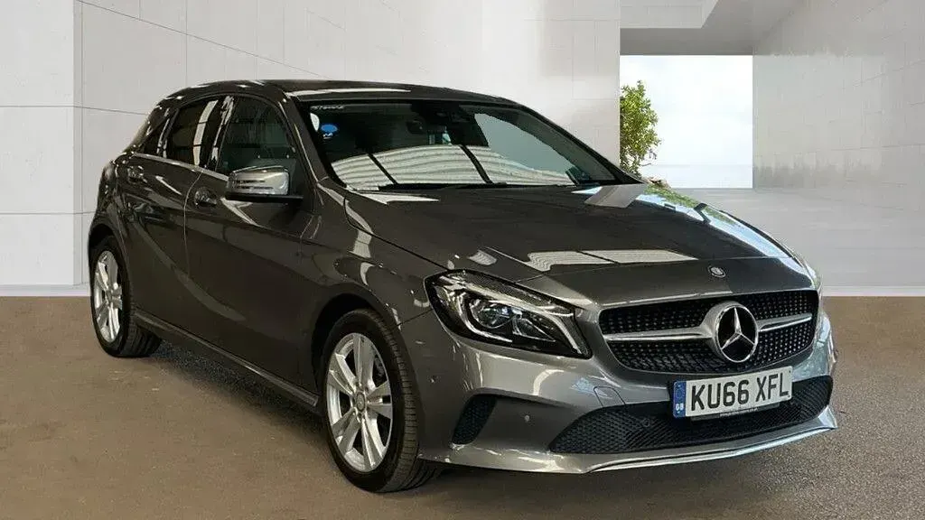 Used Mercedes A200 Premium 136 HP (100 kW) 2016 Grey Hatchback