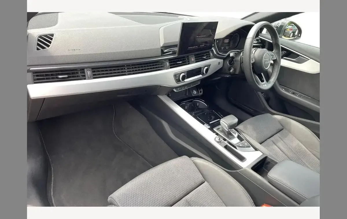Used Audi A4 S-Line 150 HP (110 kW) 2023 Black Estate
