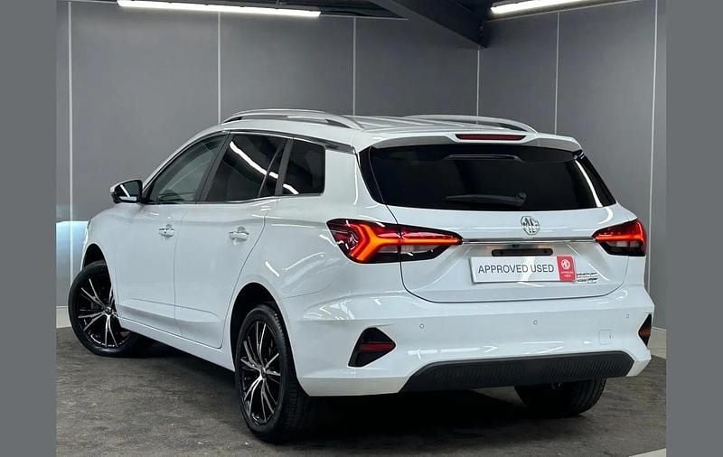 Used MG MG5 EV Trophy 114 kW (156 HP) 2024 White Estate