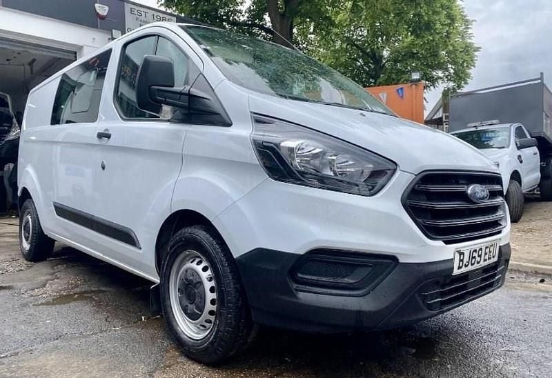White Used 2019 Ford Transit Custom Estate | £10,990 (Super price) - Image 1/4