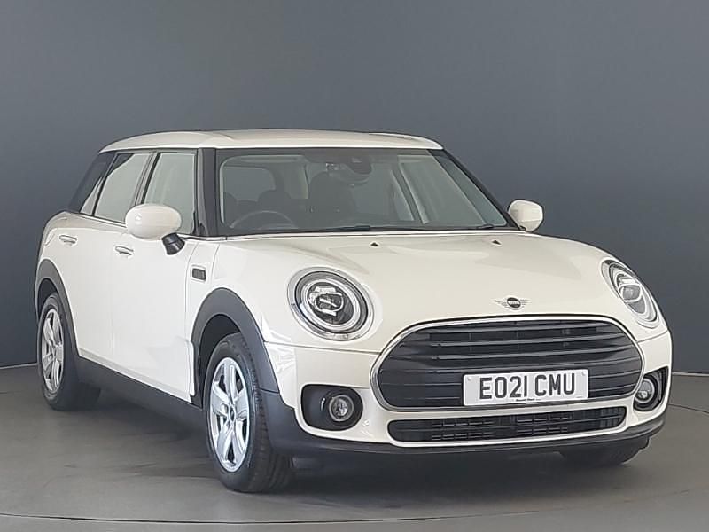 White Used 2021 Mini Cooper Clubman Comfort Estate | £16,998 (Fair price) - Image 1/4