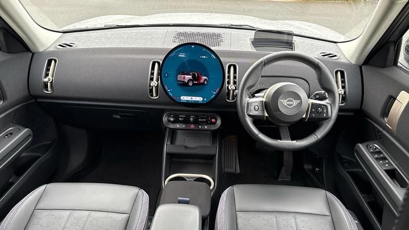 Used Mini Countryman 168 HP (123 kW) 2024 Silver SUV