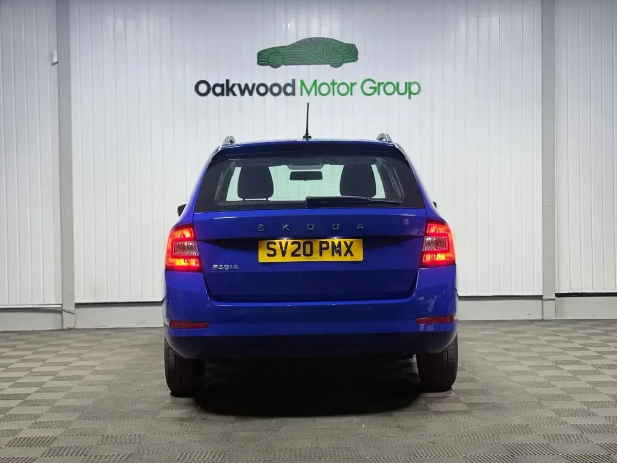 Used Skoda Fabia SE 95 HP (69 kW) 2020 Blue Hatchback
