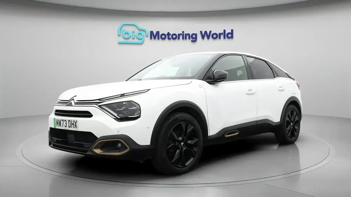 Used Citroën e-C4 100 kW (136 HP) 2023 White Hatchback