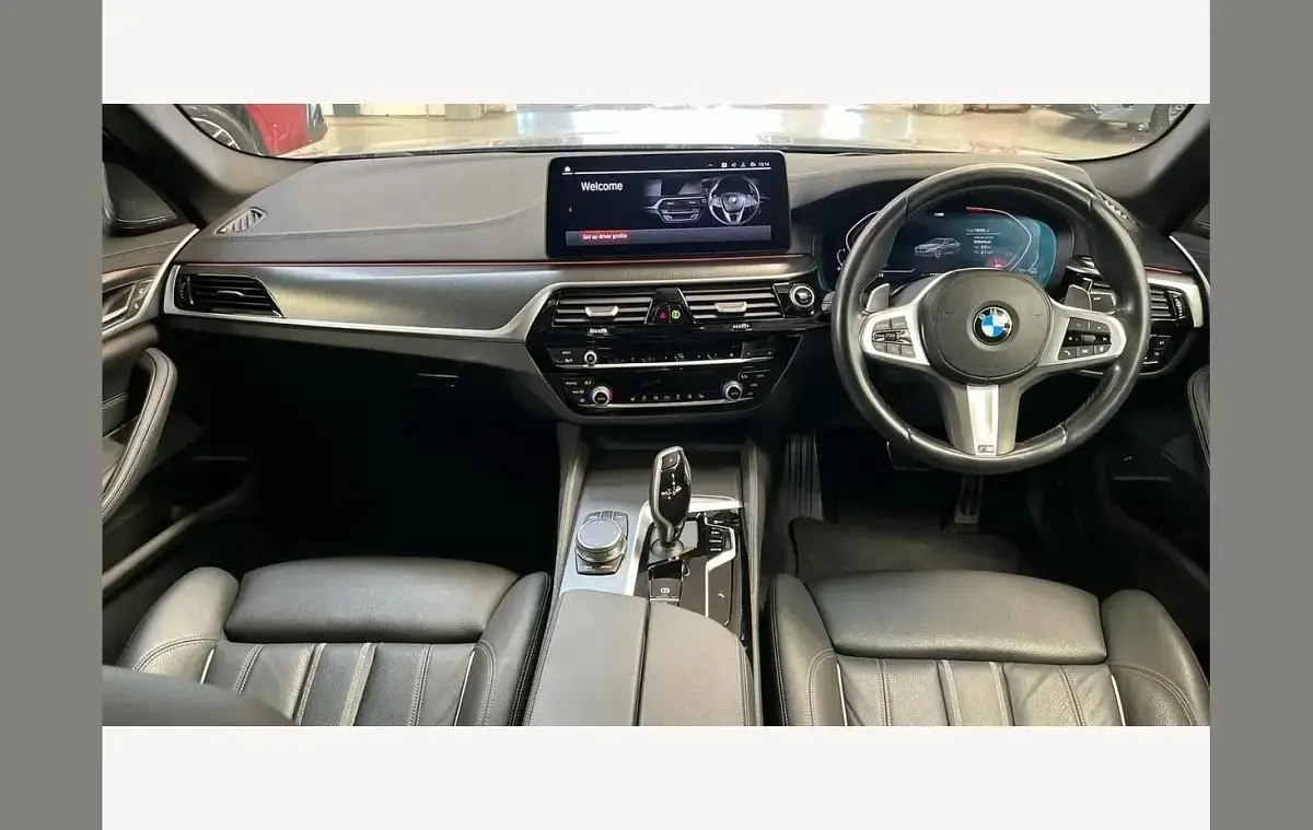 Used BMW 520 M Sport 181 HP (133 kW) 2023 Grey Sedan