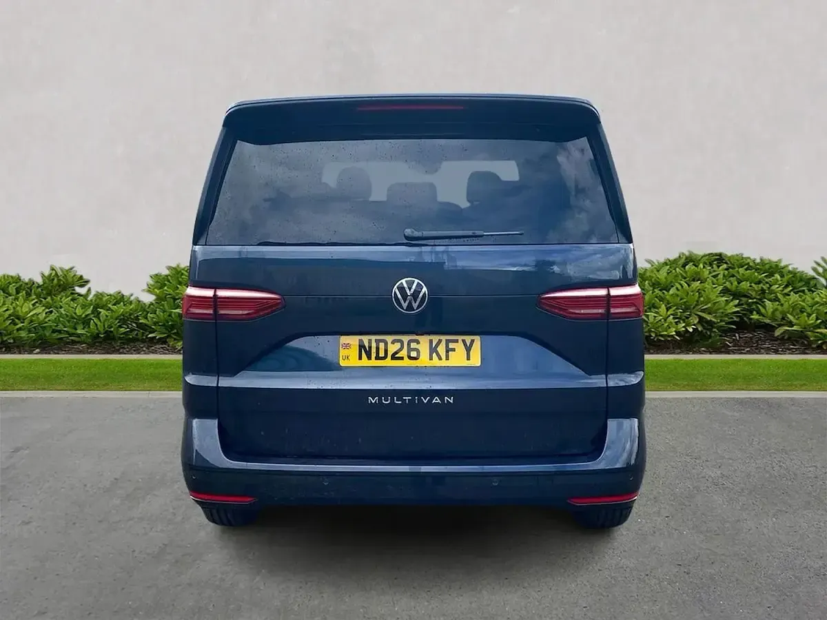 Used VW Multivan Life 150 HP (110 kW) 2026 Blue MPV