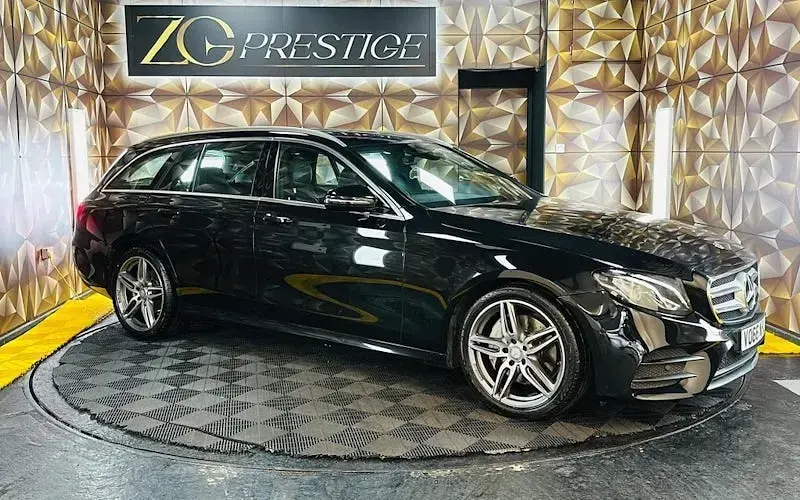 Used Mercedes E220 AMG line 194 HP (142 kW) 2019 Estate