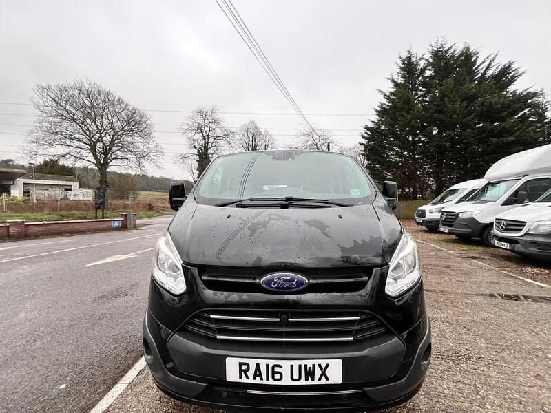 Used Ford Tourneo Titanium 170 HP (125 kW) 2016 Black MPV