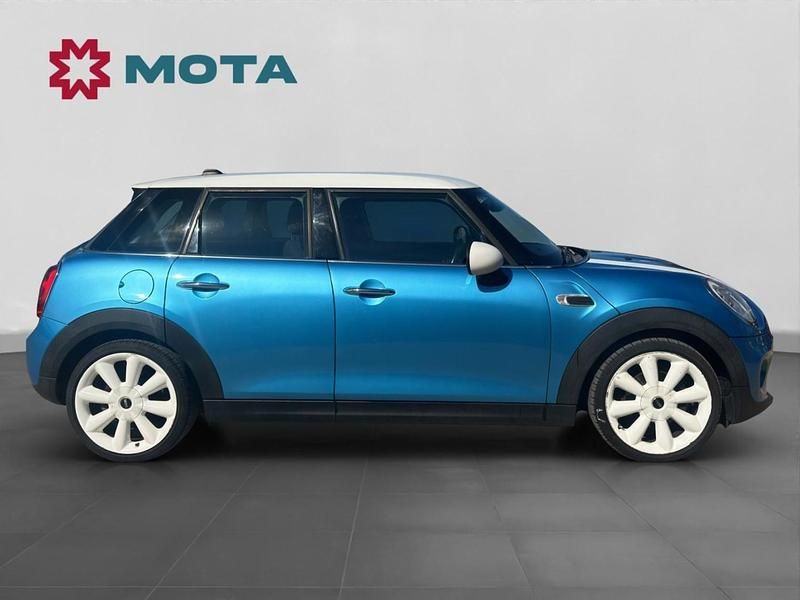 Used Mini Cooper D Hatch 116 HP (85 kW) 2016 Blue Hatchback