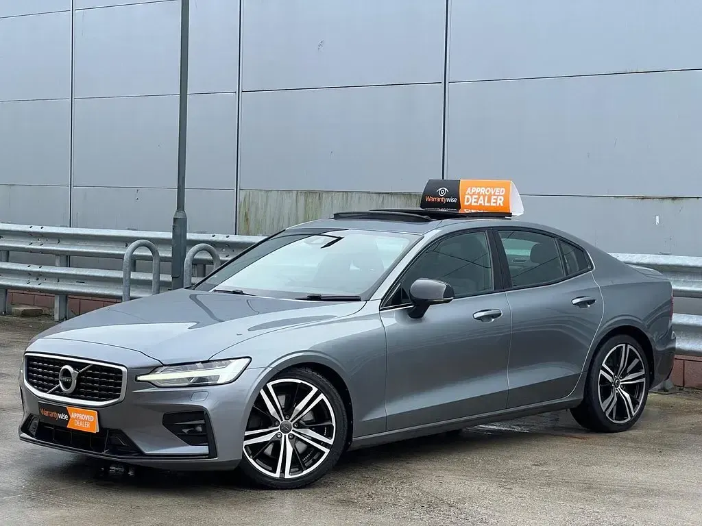 Used Volvo S60 R-Design 250 HP (183 kW) 2019 Grey Sedan