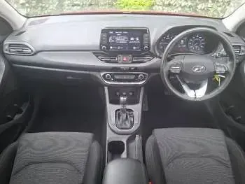 Used Hyundai i30 SE 120 HP (88 kW) 2023 Red Hatchback