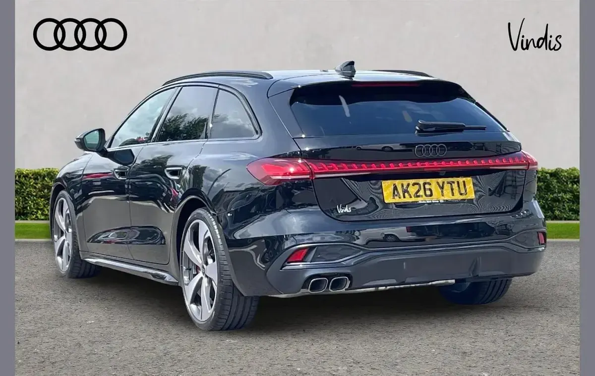 New Audi A5 Comfort 204 HP (150 kW) 2026 Black Estate