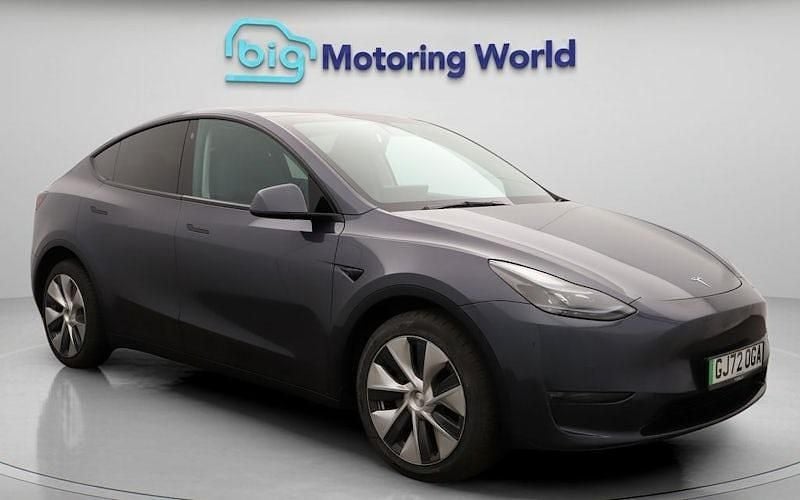 Used 2025 Tesla Model Y Long Range AWD SUV | £24,600 (Super price) - Image 1/4
