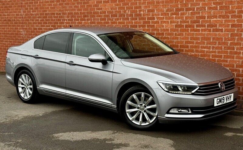 Silver Used 2019 VW Passat Business Sedan | £13,750 (Good price) - Image 1/4
