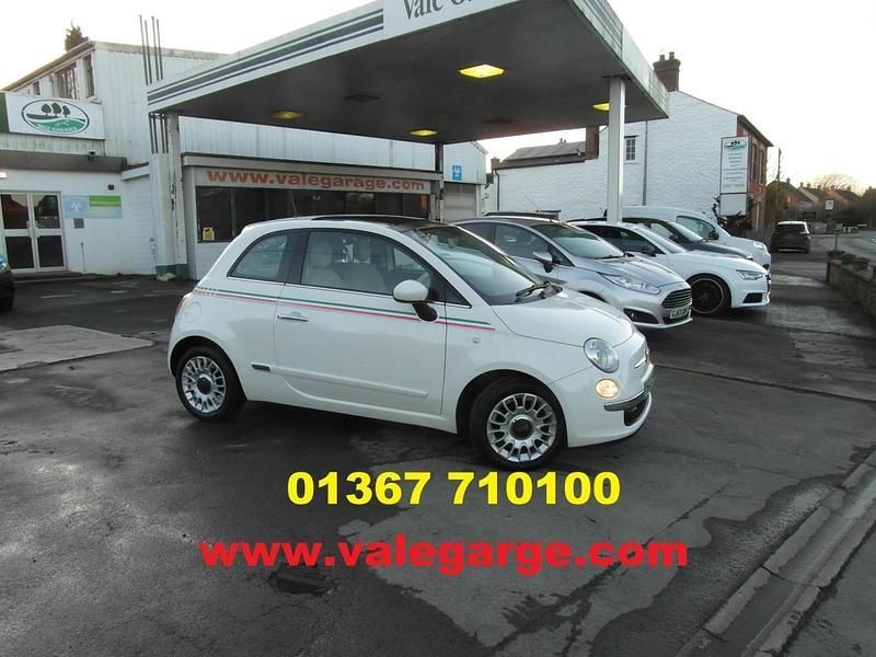 White Used 2012 Fiat 500 Lounge Hatchback | £4,500 (Fair price) - Image 1/4