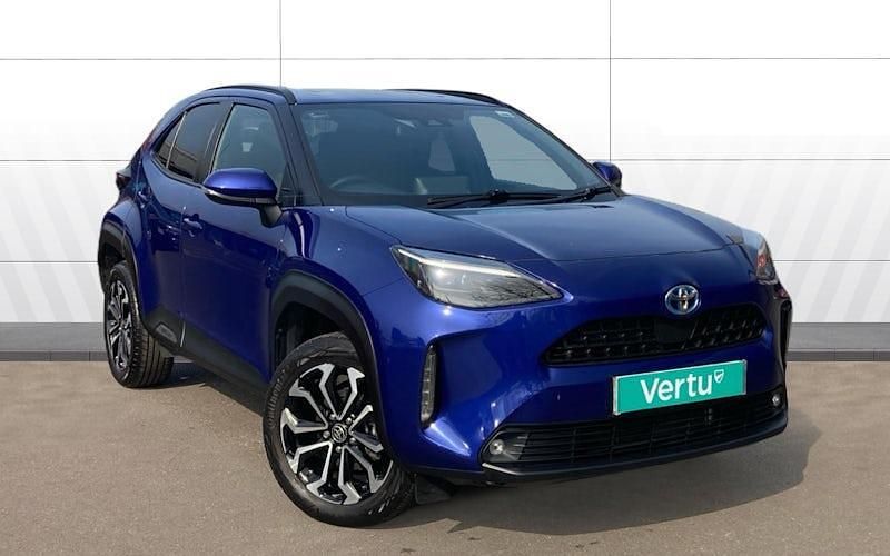 Usado Toyota Yaris Hybrid Design 116 HP (85 kW) 2026 Carrinha
