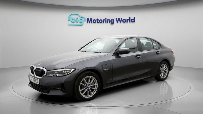 Used BMW 330e 292 HP (214 kW) 2021 Grey Sedan