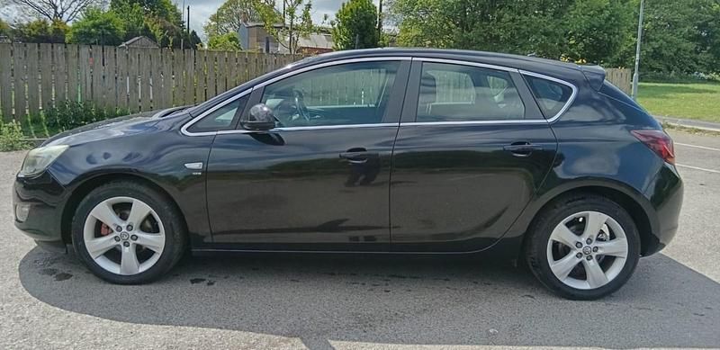 Used Vauxhall Astra SRi 2011 Black Hatchback