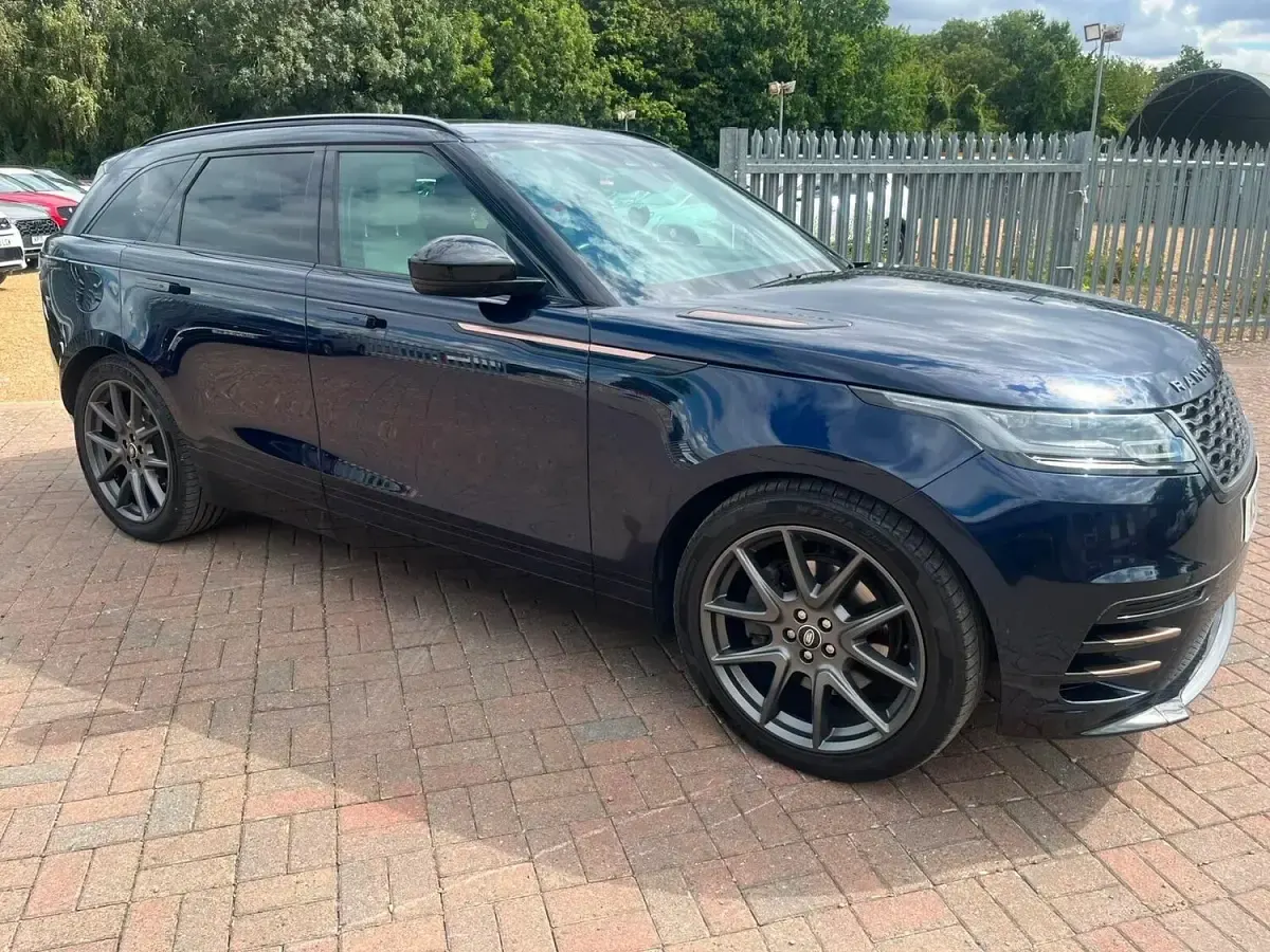 Used Land Rover Range Rover Velar HSE Dynamic 250 HP (183 kW) 2021 Blue SUV