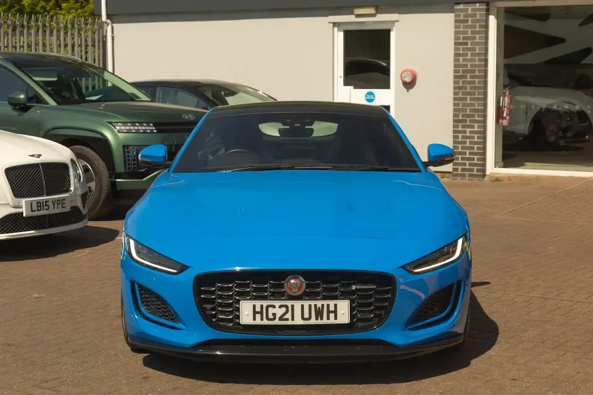 Usado Jaguar F-Type Supercharged 450 HP (330 kW) 2021 Azul Coupé
