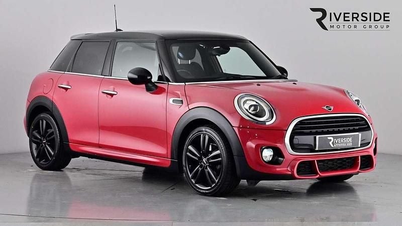 Red Used 2018 Mini Cooper Hatch Hatchback | £9,490 (Good price) - Image 1/4